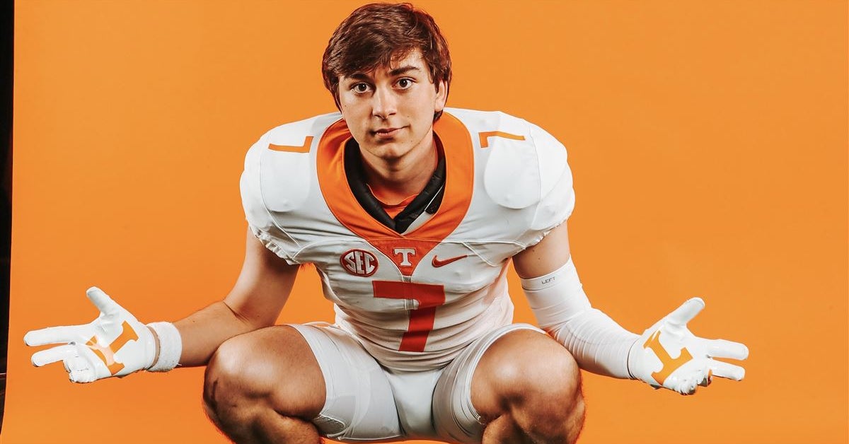 Kicker commits to Vols as preferred walk-on, makes 'no-brainer' decision