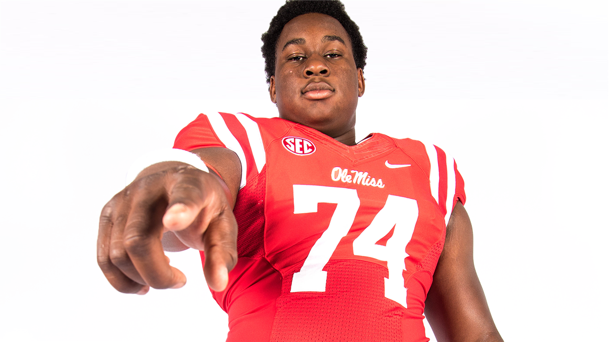 Coming Attraction: Offensive Lineman Darius Thomas