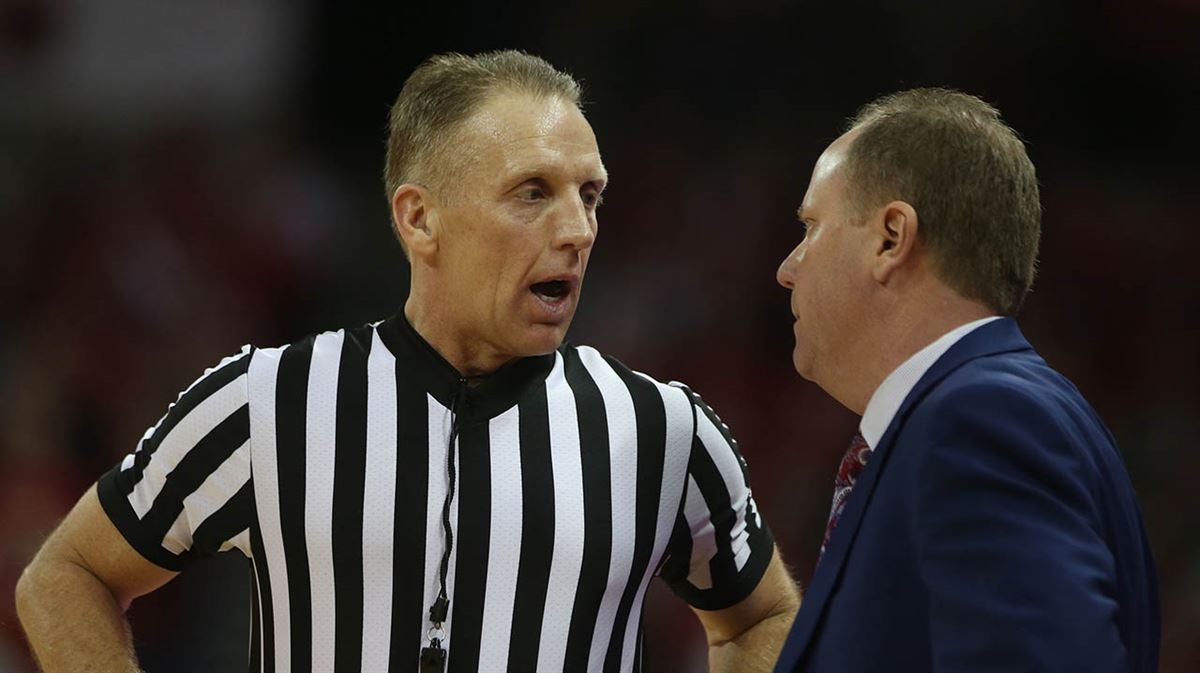 sec-brings-in-new-basketball-coordinator-of-officiating