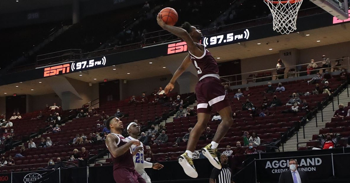 Quenton Jackson's career day helps A&M roll past UNO