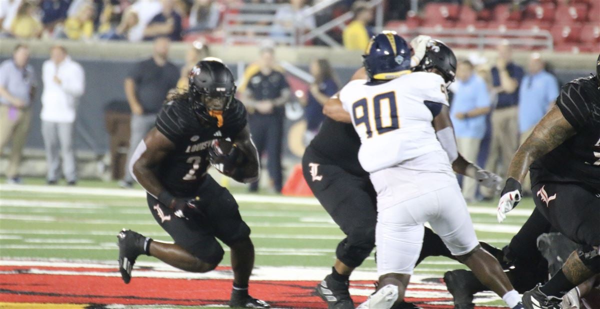 Jeff Brohm and Louisville football blank Murray State at L&N Stadium