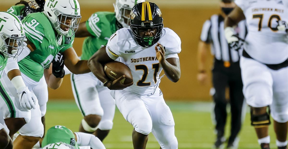 Frank Gore Jr. steps in at QB, helps lead Southern Mississippi to second  win of season