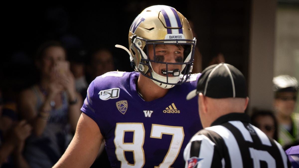 UW tight end, Tumwater product Cade Otton drafted by Tampa Bay