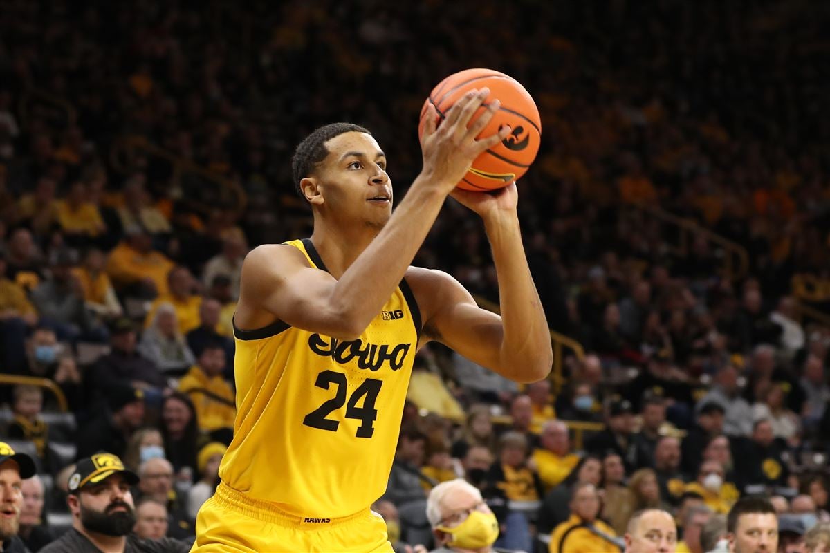 Watch Kenyon Murray explains naming his son Kris after former Hawkeye