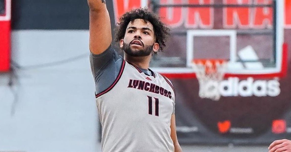 Elijah Davis, Son of Hubert Davis, To Join UNC as Walk-On for 2024-25 Basketball Season Elijah Davis, Son of Hubert Davis, To Join UNC as Walk-On for 2024-25 Basketball Season