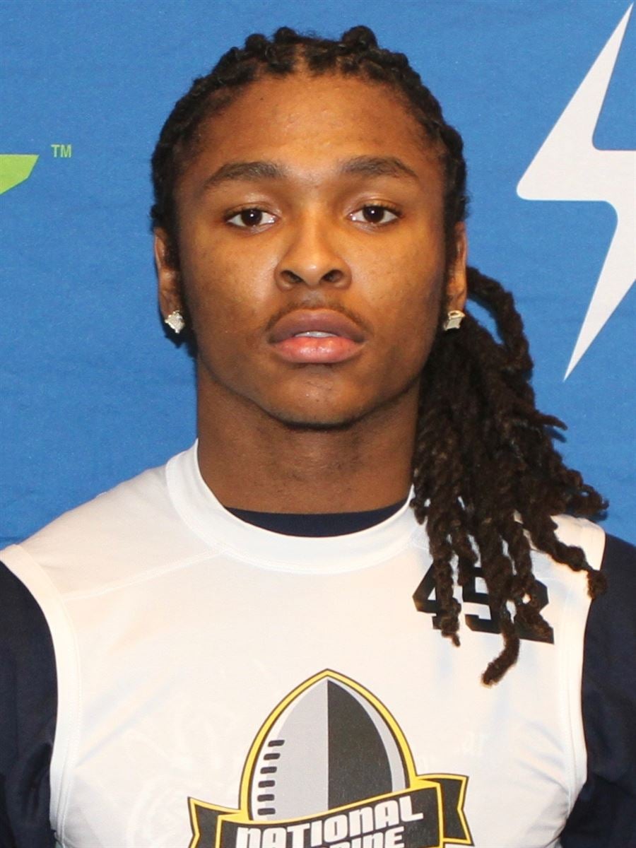 Sean Smith, Stafford, Safety, image size:900x1200