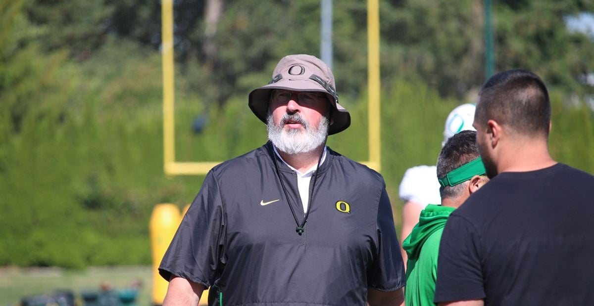 Oregon football: Ducks OC Joe Moorhead reportedly has surgery, remains hospitalized