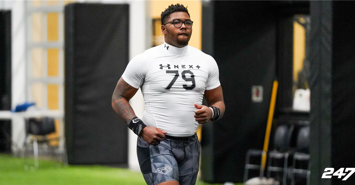 OL Tavaris Dice signs with Gators on Early Signing Day