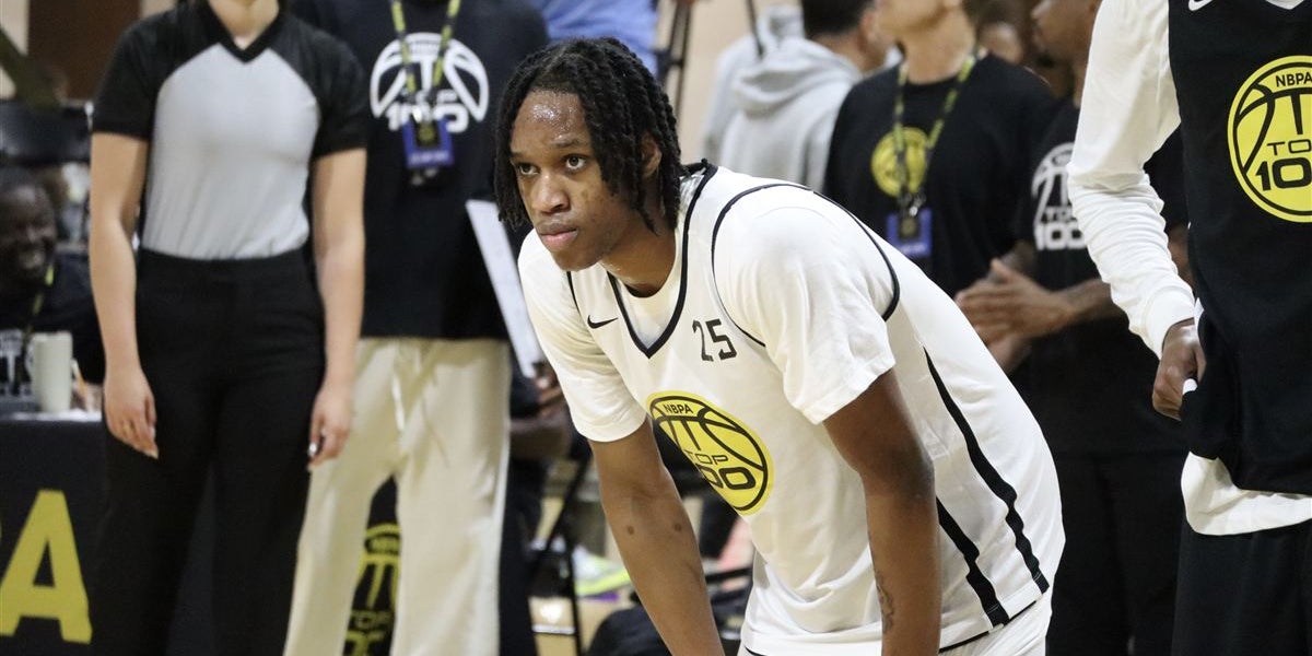 https://s3media.247sports.com/Uploads/Assets/925/15/14015925.JPG?width=1200&height=600&crop=2:1&fit=cover