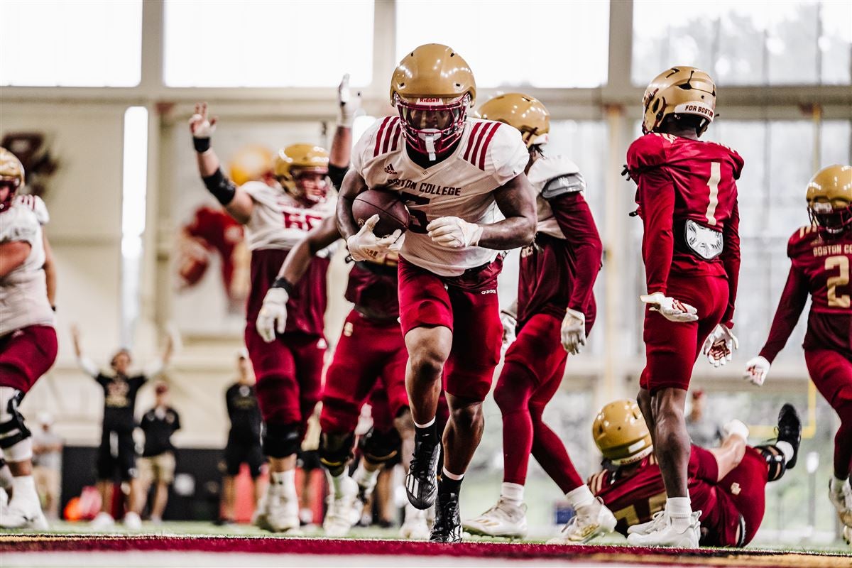 BC Baseball Signs 11 to Class of 2024 - Boston College Athletics