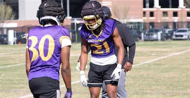 PHOTOS: ECU in action on first day of spring ball