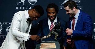 Baker Mayfield garners OU’s sixth Heisman Trophy Baker Mayfield garners OU’s sixth Heisman Trophy