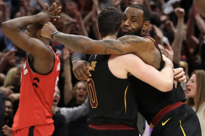 LeBron James deserves praise, not criticism for pass at end of Lakers' NBA  Finals Game 5 loss: Chris Fedor 