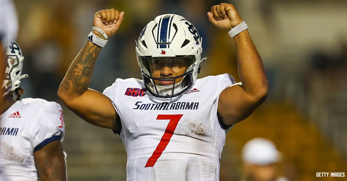 Tar Heel Players Give Promising Marks to Quarterback Gio Lopez