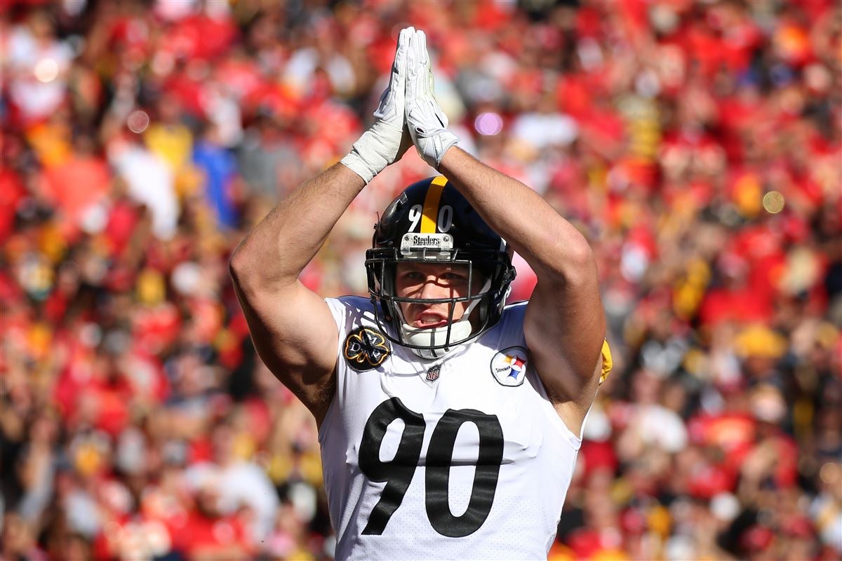 Watt: 'My mom is literally superwoman'