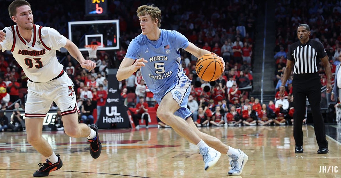 Hubert Davis Downplays Shortening UNC's Bench Rotation Hubert Davis Downplays Shortening UNC's Bench Rotation