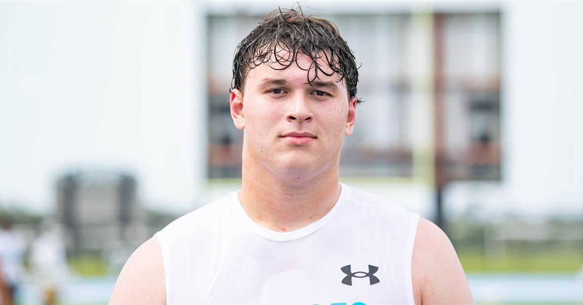 Five-star OL Maxwell Hiller has final four, three OVs set, commitment time frame and one school standing out