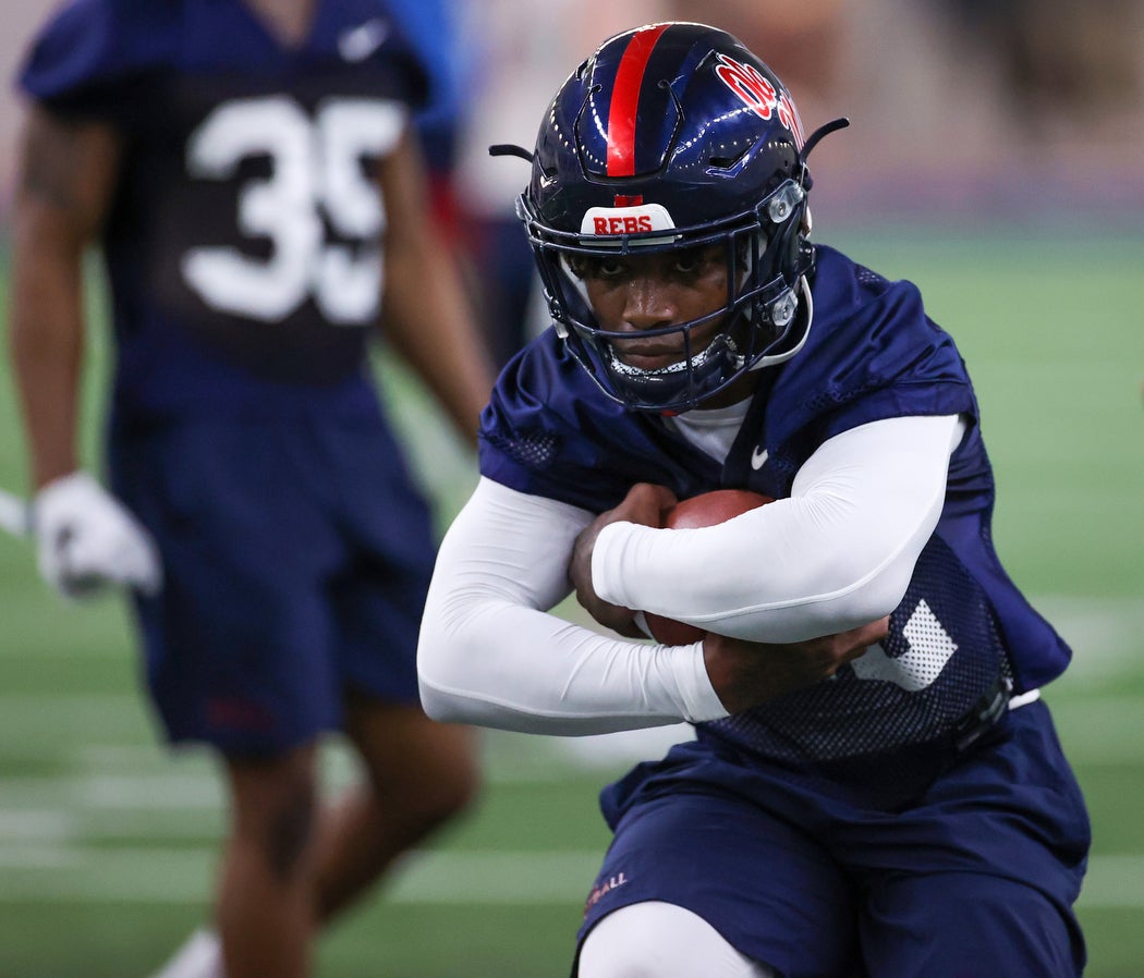 Photos Spring Practices Off And Running For Ole Miss Football