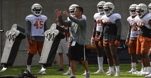 Practice Report: Texas D sticking to winning habits in fall camp Practice Report: Texas D sticking to winning habits in fall camp
