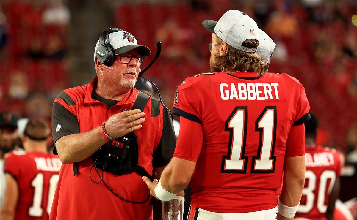 Blaine Gabbert: Buccaneers quarterback Blaine Gabbert helped