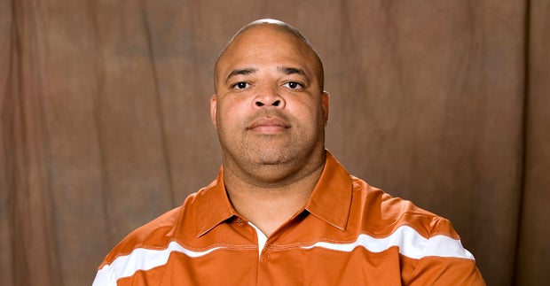 LSU hires Texas DL coach Bo Davis - Burnt Orange Nation