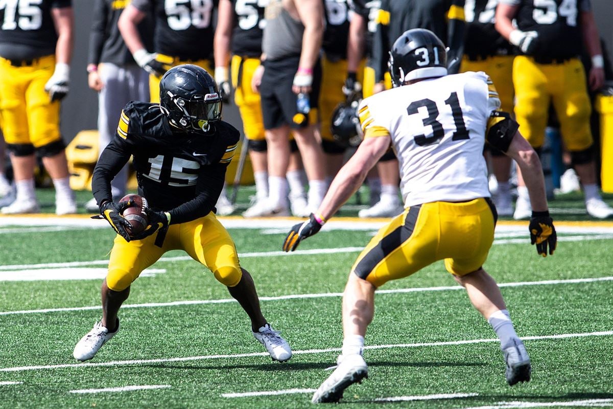 Iowa Football: 7 Hawkeyes nab Phil Steele preseason honors