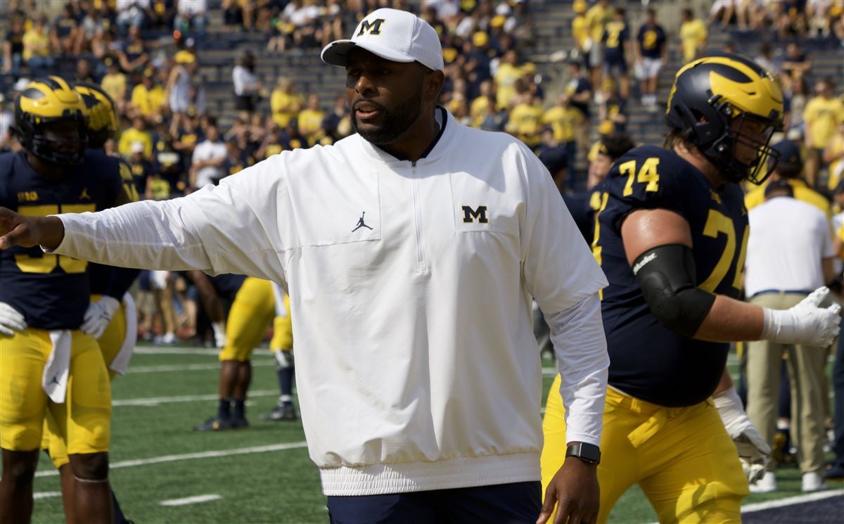 Willing to do whatever': Andrew Stueber takes reins as leader of Michigan's  o-line 