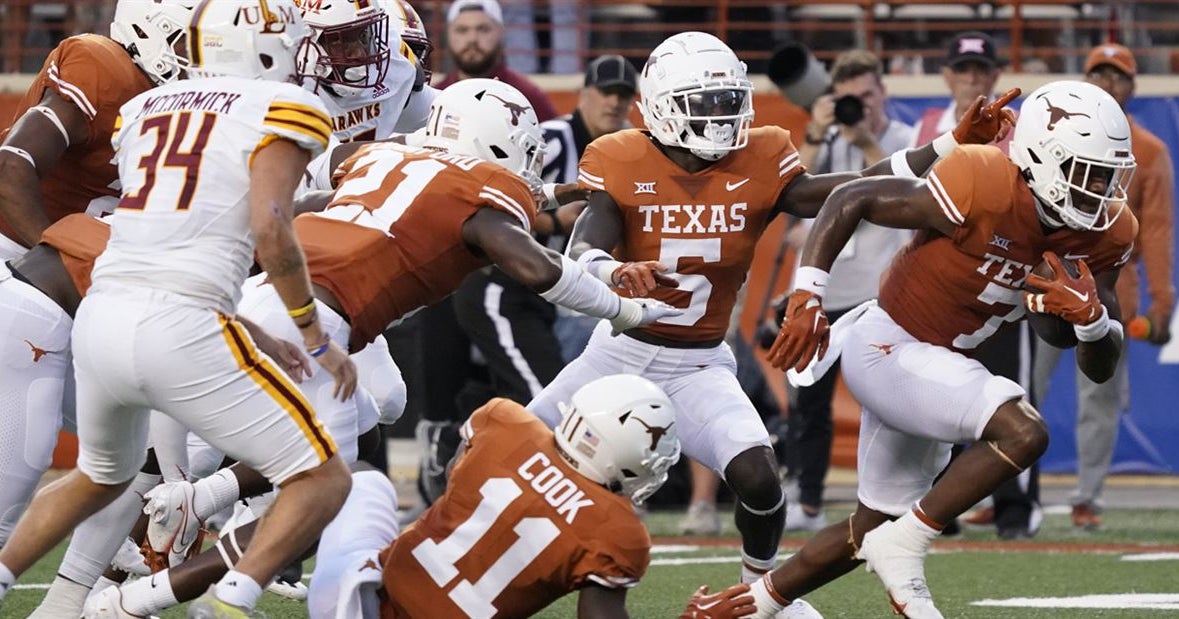 texas-longhorn-rb-bijan-robinson-breaks-down-decision-to-decommit-from