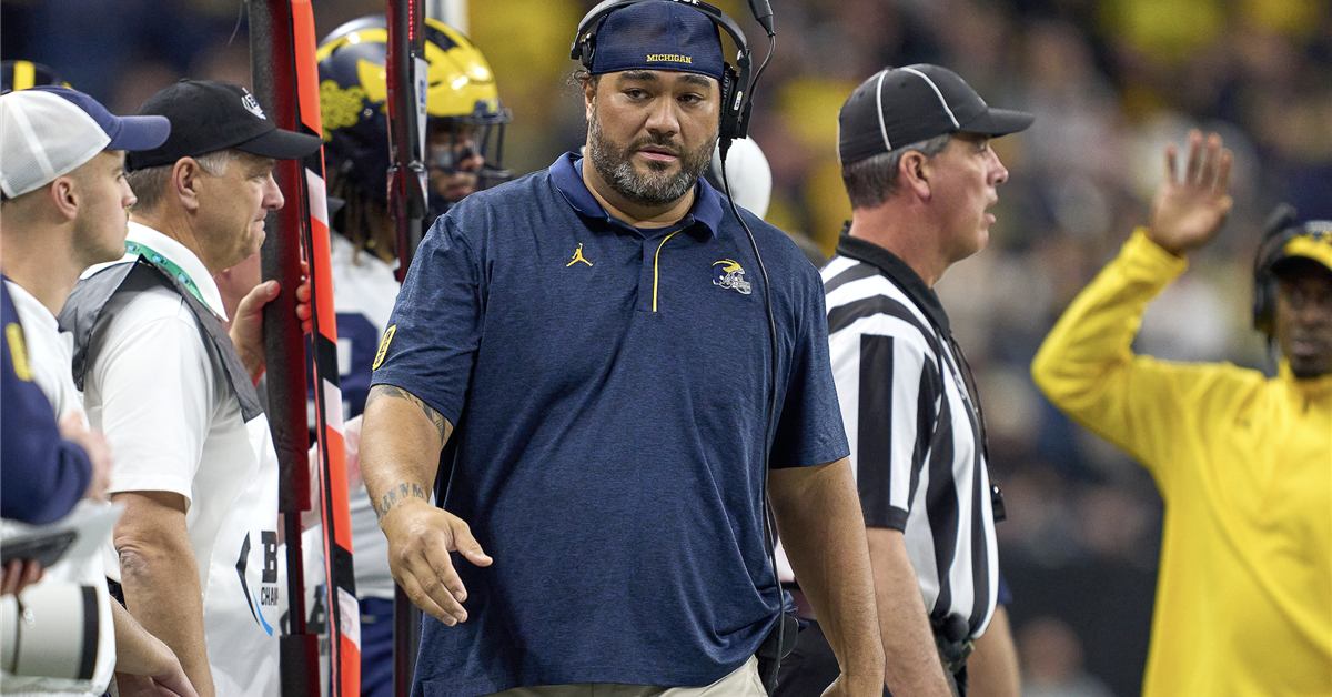 USC football: Trojans hiring Michigan DL coach Shaun Nua away from Wolverines, per report