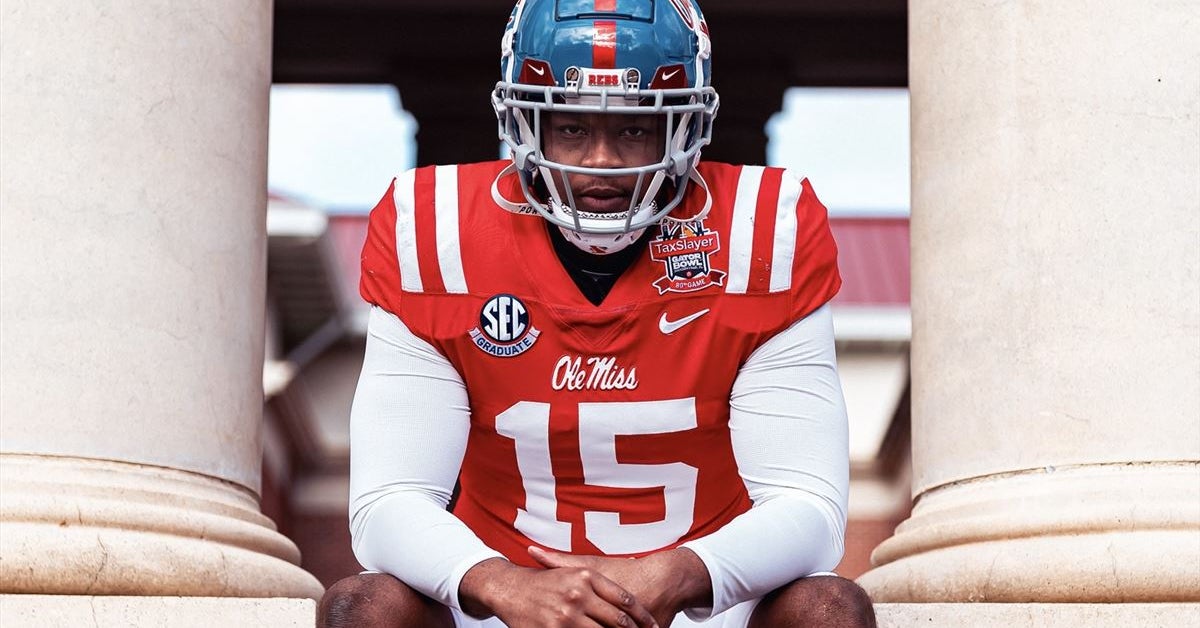 Drip in the 'Sip | Ole Miss unveils Gator Bowl uniform combination