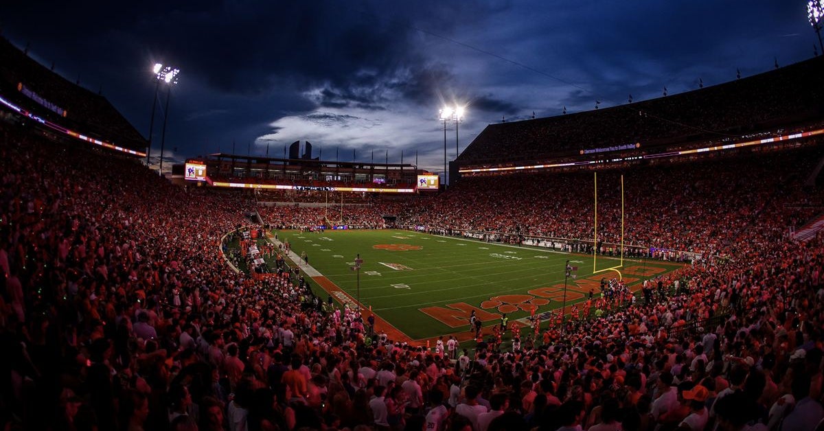 Clemson vs. Virginia Tech predictions: Staff picks, analysis for key ACC matchup