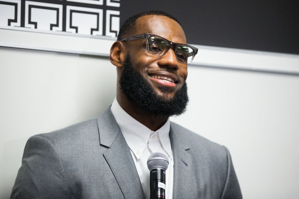 Video: LeBron James' Ex-High School Teammates Talk Retirement Rumors -  Hoops Wire