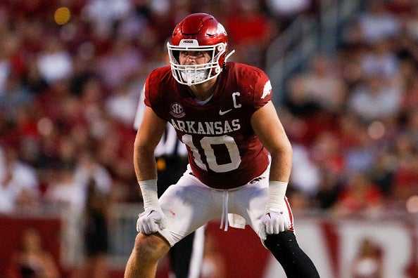 BREAKING: Linebacker Bumper Pool returning to Arkansas Razorbacks