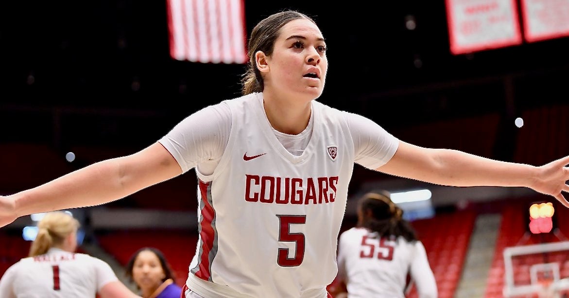 Charlisse LegerWalker eclipses 1,000 points as WSU steamrolls Prairie