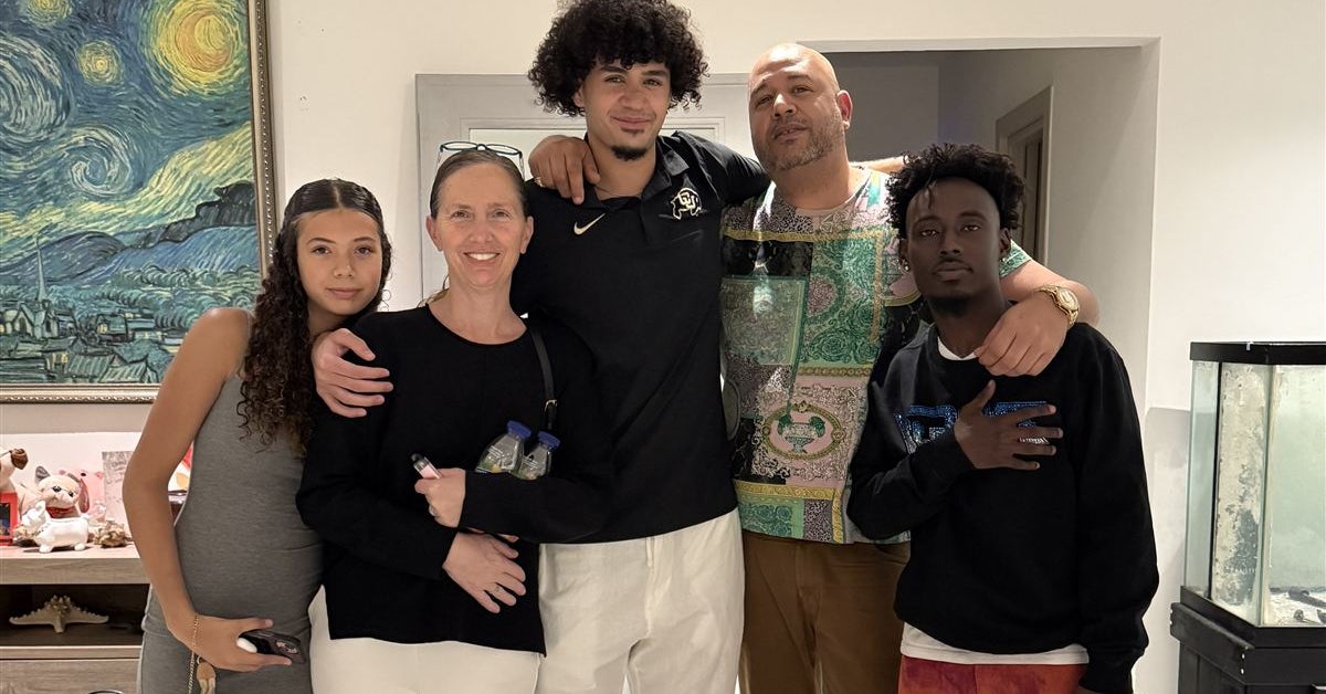 Dominiq Ponder 7/22 Foundation honoring late Colorado quarterback's legacy through youth support