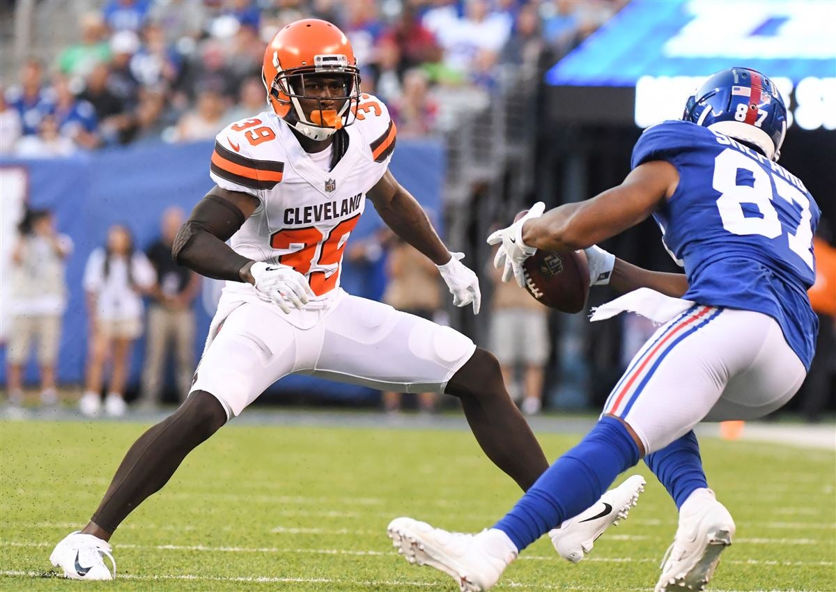 Browns GM talks possibility of re-signing former Oregon CB Terrance Mitchell