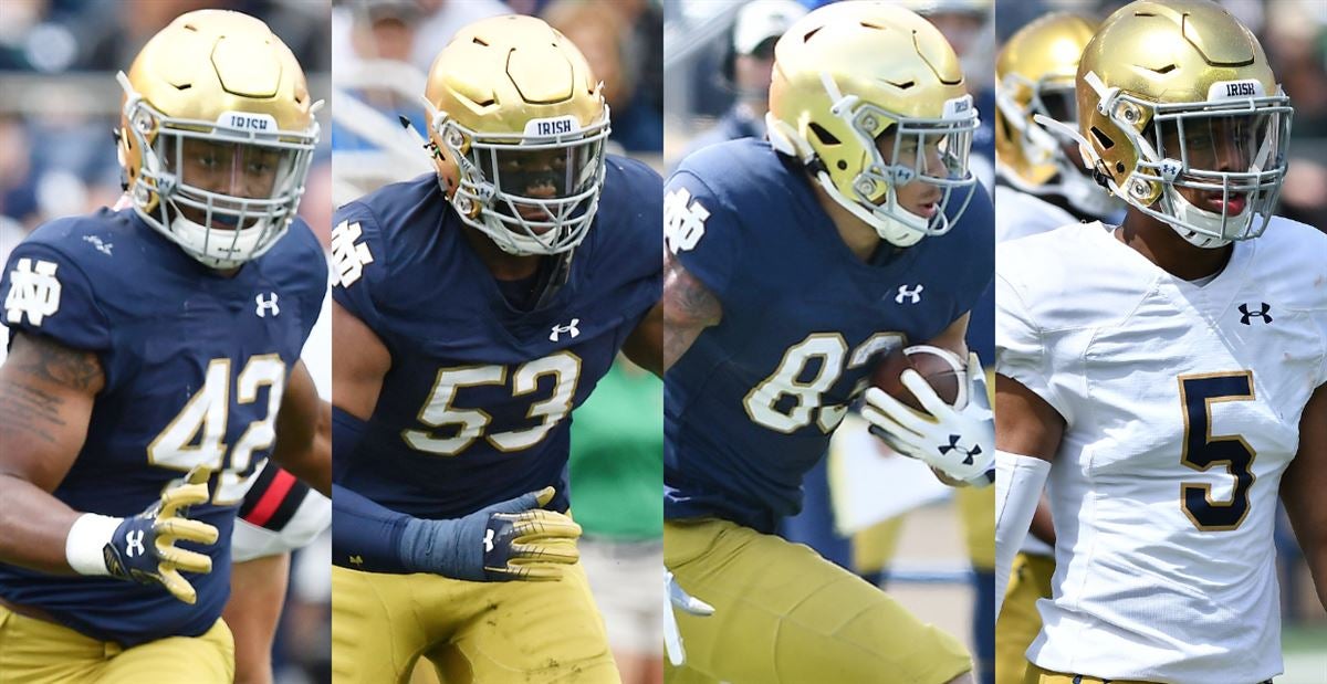 Notre Dame defensive lineman Julian Okwara (42) prepares against Georgia  during the first half of an NCAA college football game, Saturday, Sept. 21,  2019, in Athens, Ga. (AP Photo/Mike Stewart Stock Photo - Alamy