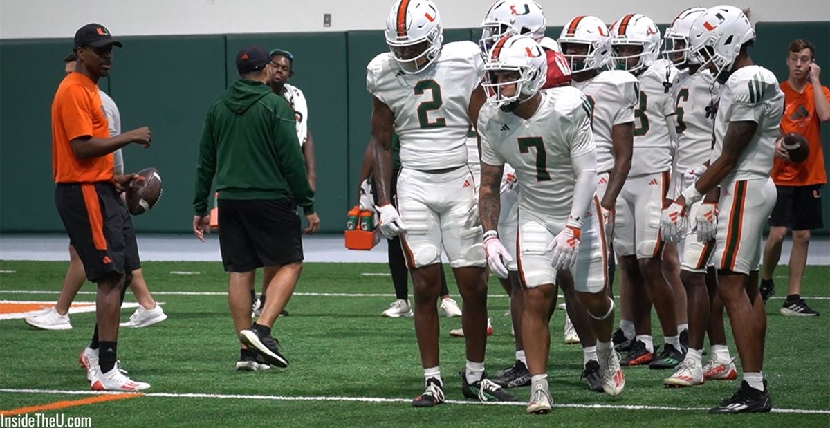 VIDEO: Wide receivers in spring practice drills