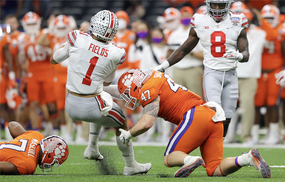 Clemson LB Skalski says I have to be better for targeting hit that led to  ejection