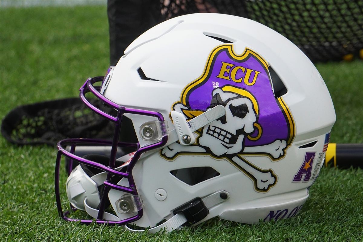 ecu yellow 3  Football helmet design, Football helmets, Cool football  helmets