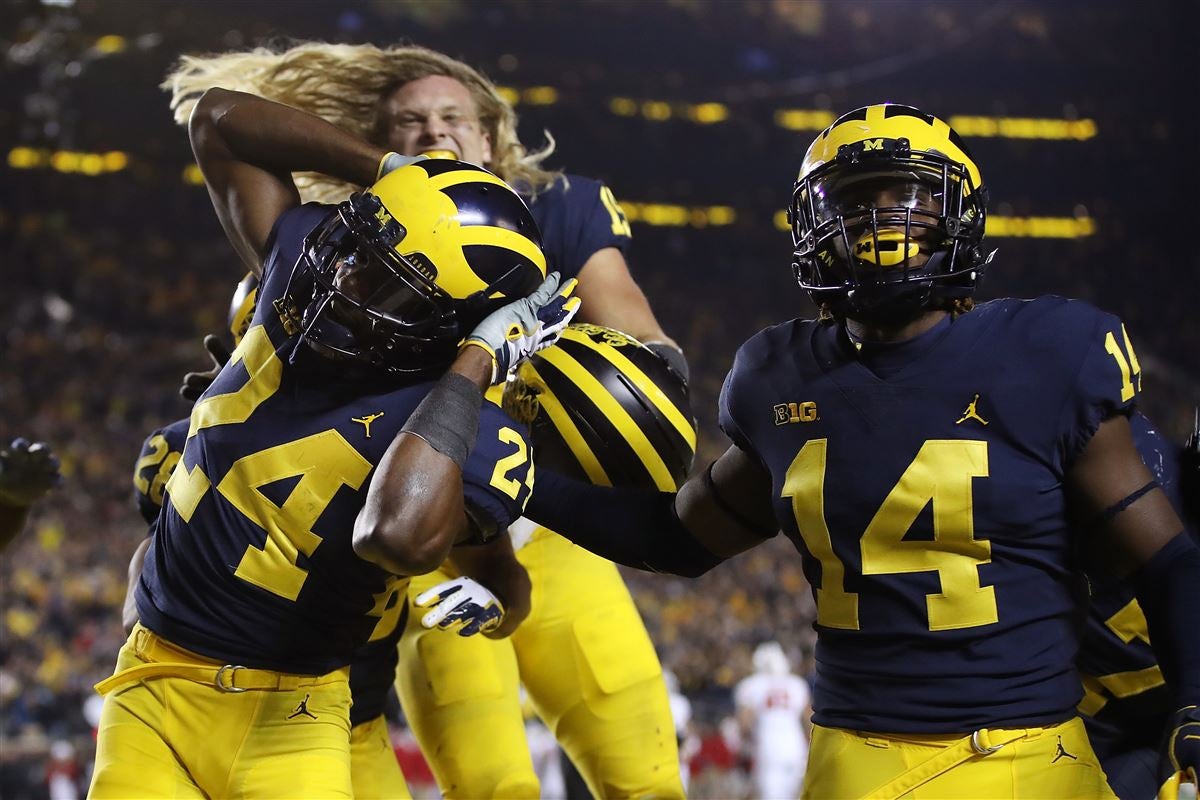 Lavert Hill leads Michigan's packed CB room 