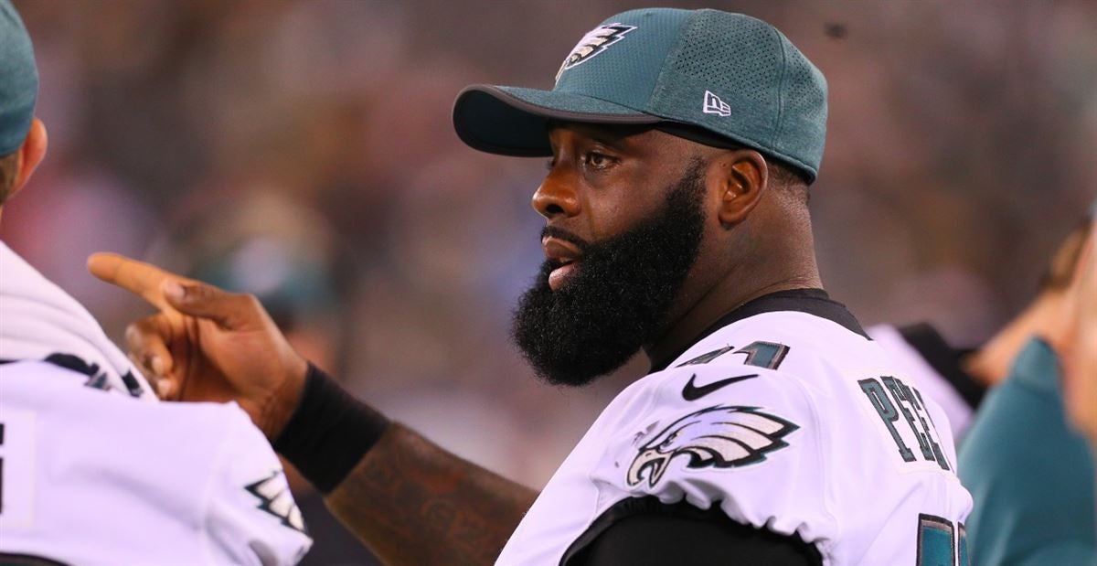 Queen City native Jason Peters inks deal with Cowboys