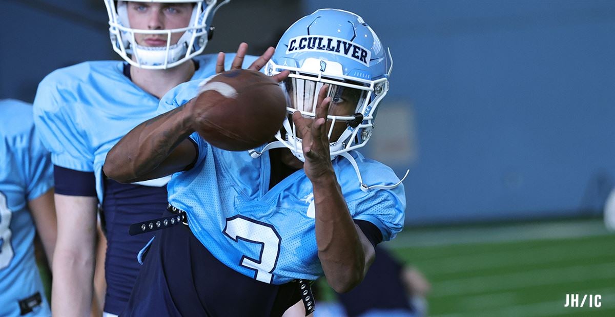 North Carolina's Offense Working On Plays For Freshman Receivers