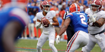 Alabama QB Bryce Young among 10 finalists for 2021 Manning Award