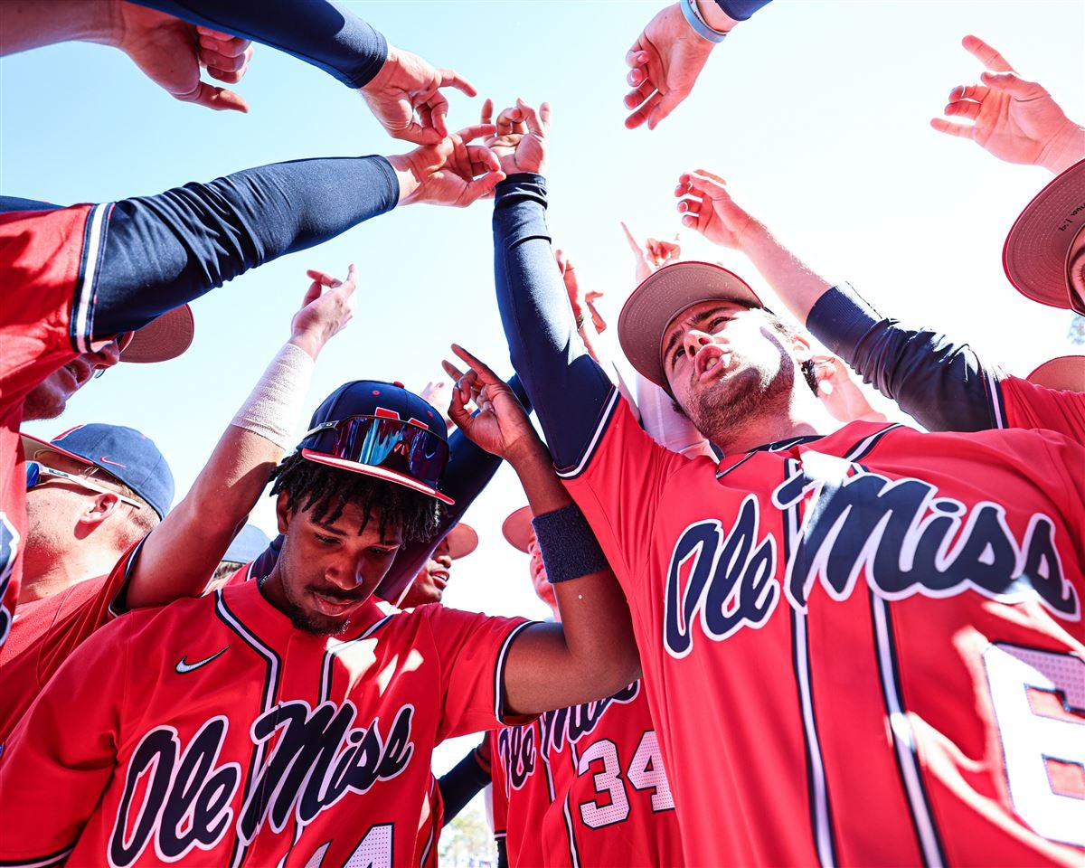 Ole Miss Baseball Remains at No. 4 in D1Baseball Top 25 Poll