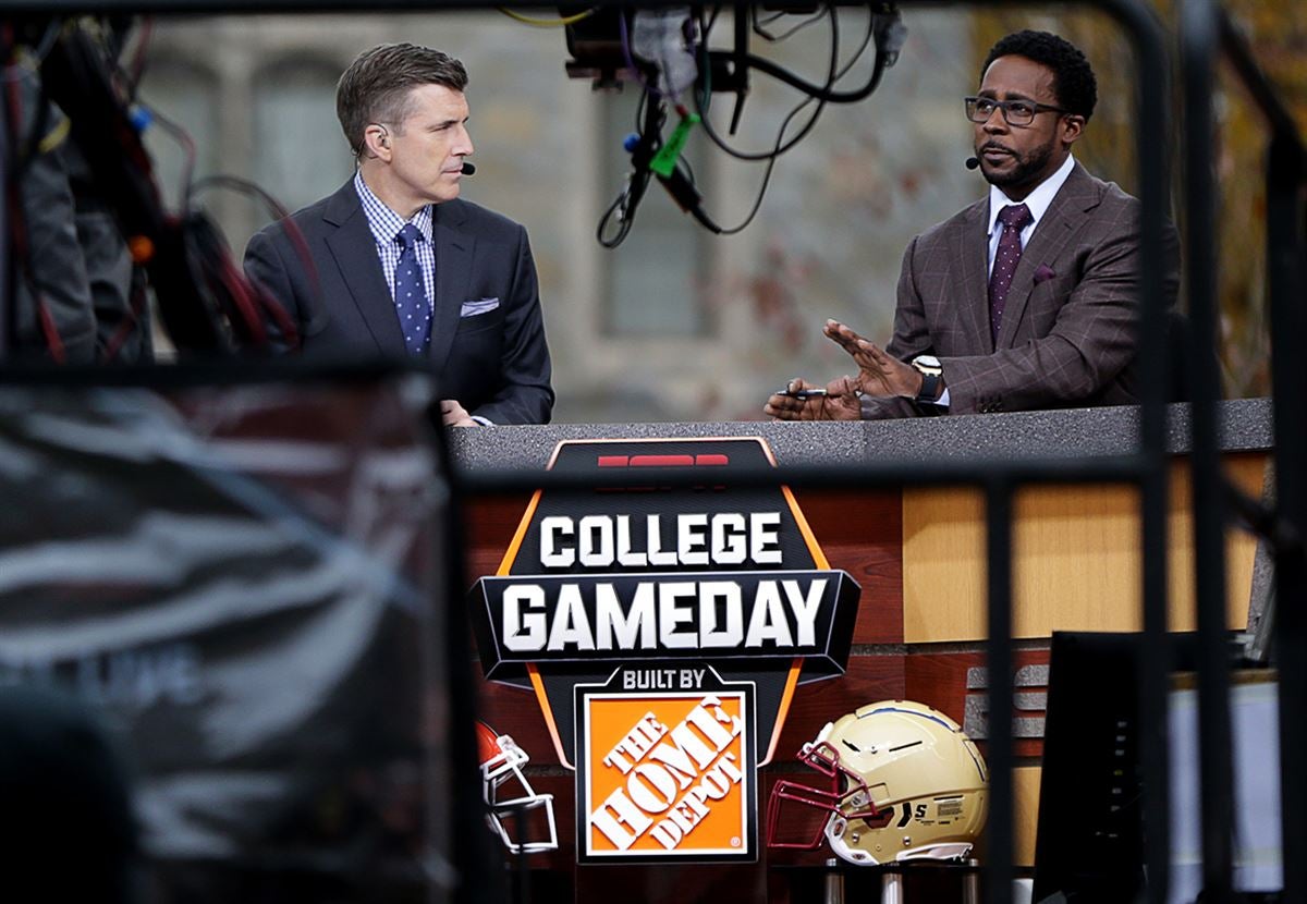 ESPN and ABC announce draft coverage teams, with ABC again featuring  College GameDay crew