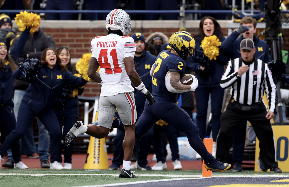 Michigan Holds Off Ohio State In Epic Clash Of Unbeatens With College ...