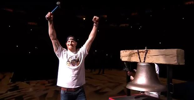 Carson Wentz rings bell at Sixers game