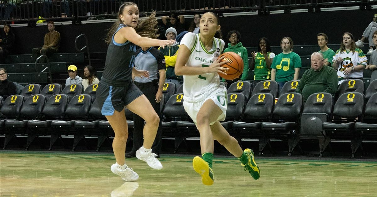 Oregon's newcomers make strong impression in 89-point exhibition win over Warner Pacific 