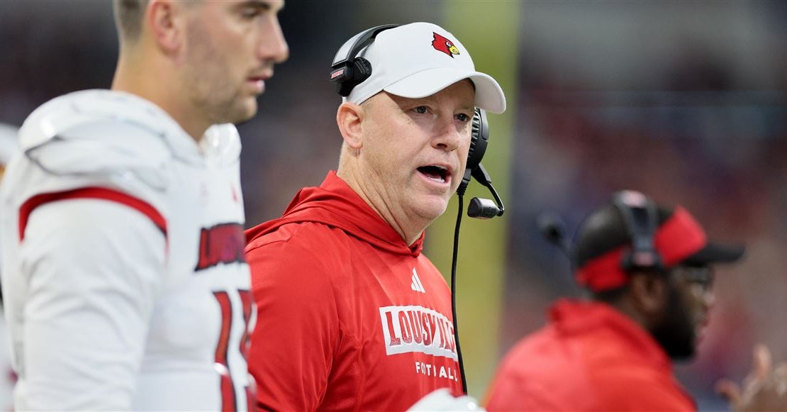 Jeff Brohm delivers impassioned message to Louisville basketball: 'You ...